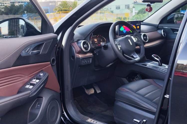 Used Wey VV5 2021 1.5T Two-Wheel Drive Smart Pioneer