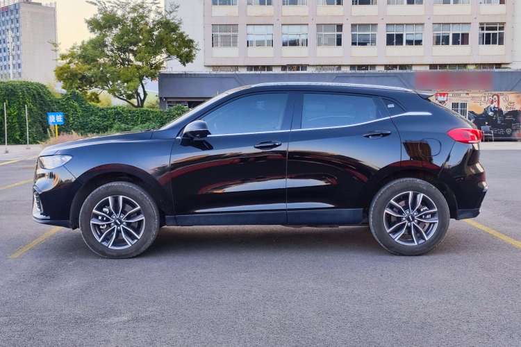 Used Wey VV5 2021 1.5T Two-Wheel Drive Smart Pioneer