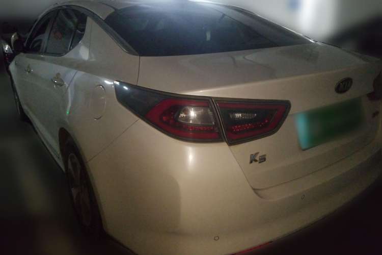 Used Kia K5 2014 2.0L Hybrid Luxury Edition