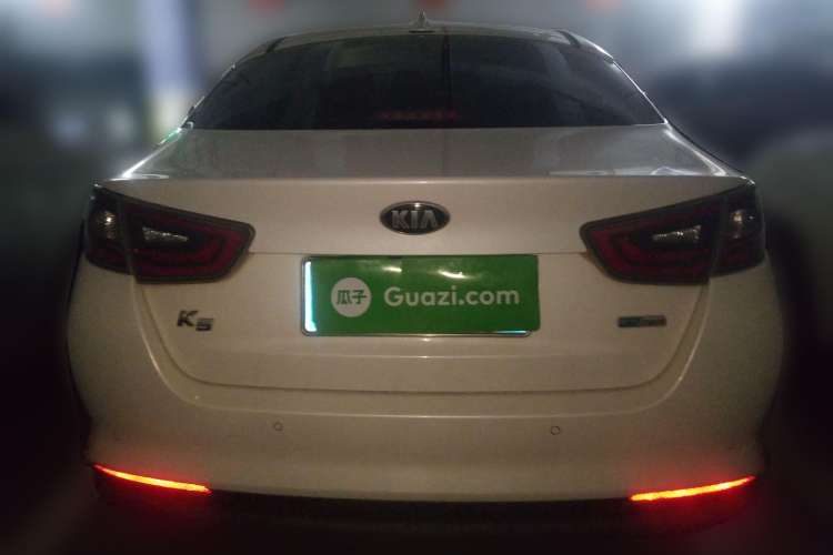 Used Kia K5 2014 2.0L Hybrid Luxury Edition