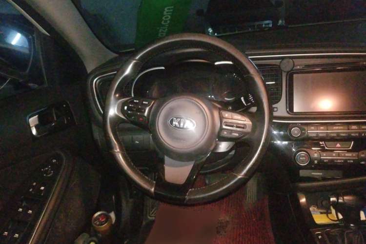 Used Kia K5 2014 2.0L Hybrid Luxury Edition