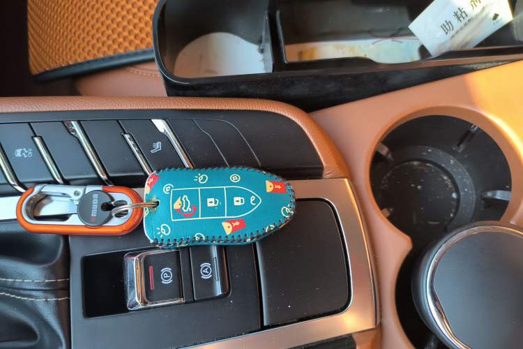 Used Zotye SR9 2017 2.0T Automatic Ultimate Edition