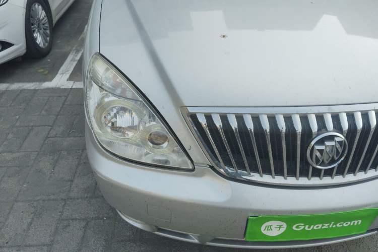 Used Buick GL8 2012 2.4L BASE Comfort Edition
