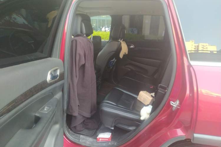 Used Jeep Grand Cherokee 2012 3.6L Comfort Navigation Edition
