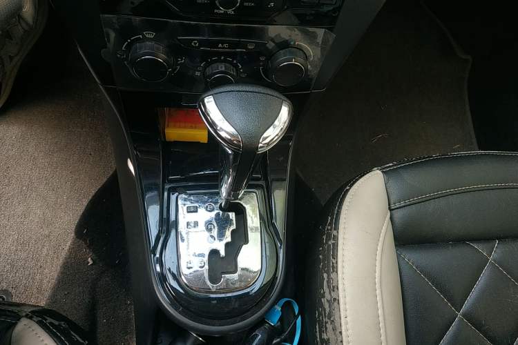 Used Citroen C-Quatre 2013 Hatchback 1.6L Automatic LeShang Model Gear Lever