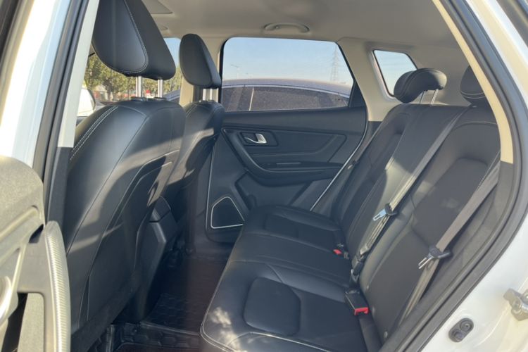 Used Bestune X40 2019 1.6L Automatic Luxury Version China V Emission Standard