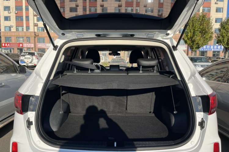 Used Bestune X40 2019 1.6L Automatic Luxury Version China V Emission Standard