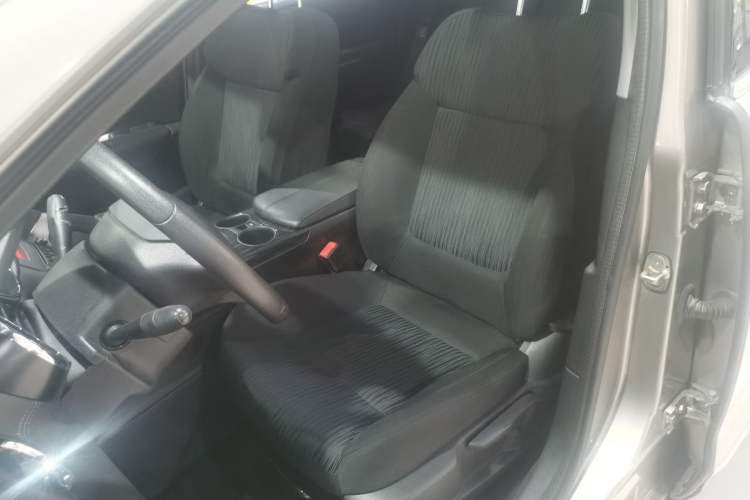 Used Peugeot 3008 2015 2.0L Automatic Classic Edition
