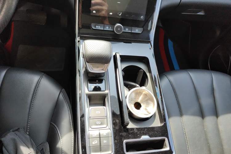 Used Roewe RX5 eMAX 2020 500 PHEV 4G-Connected Luxury Edition
