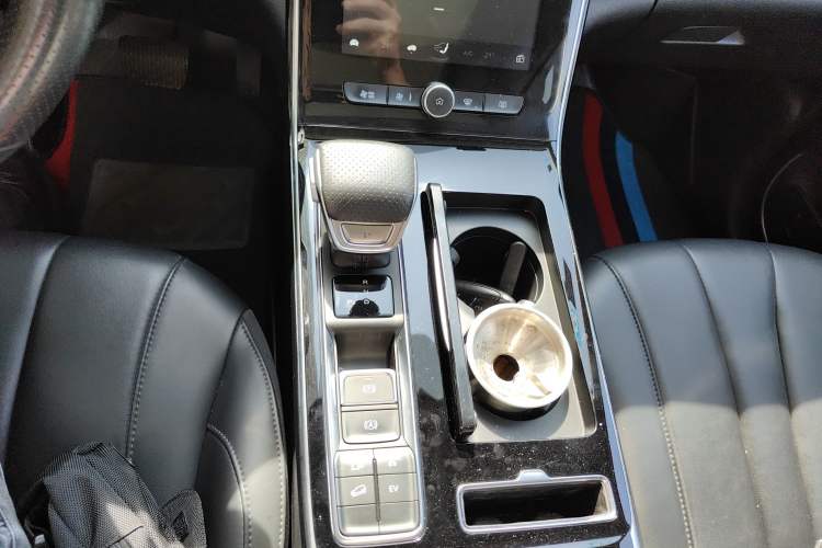 Used Roewe RX5 eMAX 2020 500 PHEV 4G-Connected Luxury Edition
