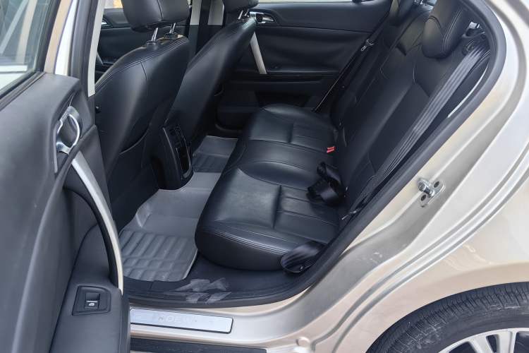 Used Roewe 550 2012 550 1.8L Manual Value Edition
