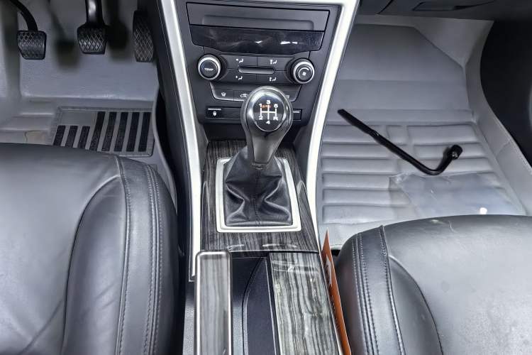 Used Roewe 550 2012 550 1.8L Manual Value Edition
