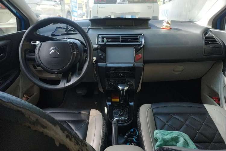 Used Citroen C-Quatre 2013 Hatchback 1.6L Automatic LeShang Model Center Console