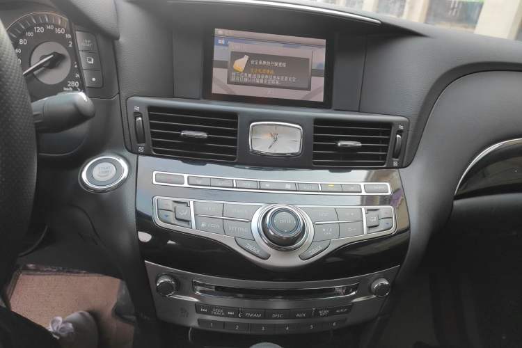 Used Infiniti  2019 Q70L 2.0T Elite Edition
