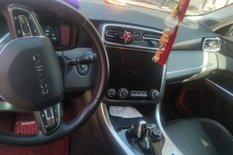 Used Lynk & Co 01 2017 2.0T Four-Wheel Drive Pro Edition
