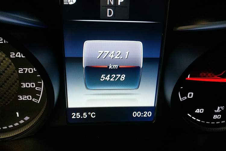 Used Mercedes-Benz GLC AMG 2018 AMG GLC 63 4MATIC+ Coupe SUV
