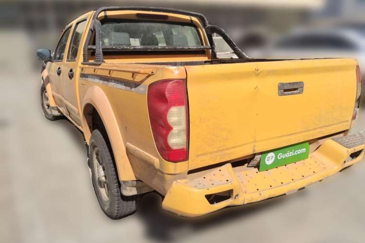 Used Great Wall Wingle 5 2013 2.8T European Version Two-Wheel Drive Elite Version Big Double-Cab GW2.8TC
