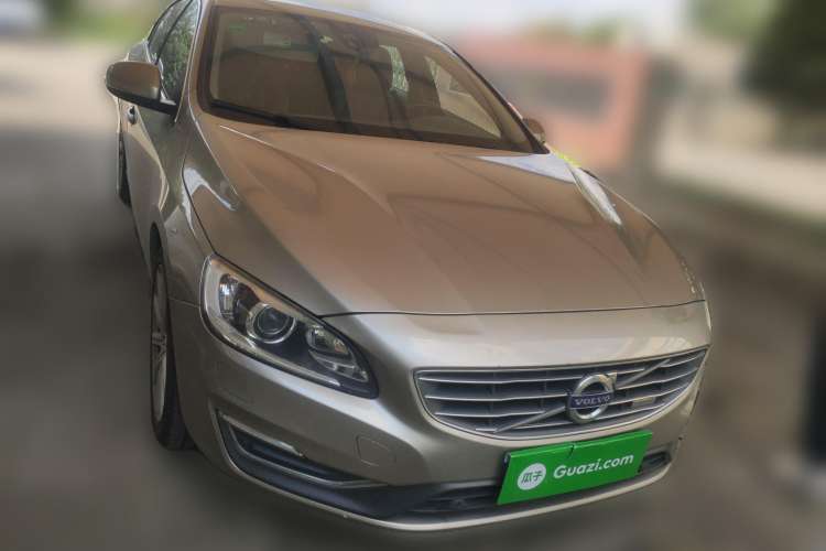 Used Volvo S60 New Energy 2015 S60L E-Drive Hybrid T6 Smart Drive Edition
