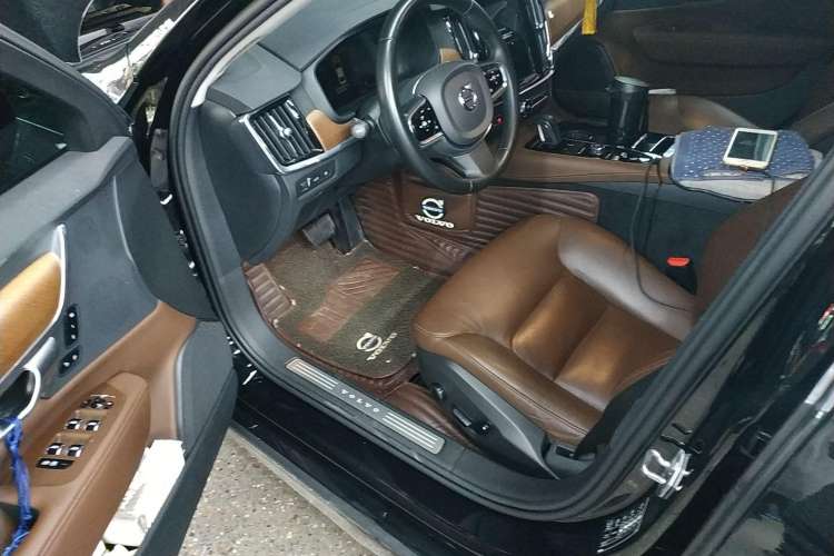 Used Volvo S90 New Energy 2019 T8 e-Drive Hybrid Intelligent Luxury Version China VI Standard Left Front Seat