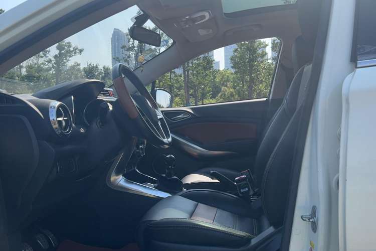 Used BYD Yuan 2016 1.5L Manual Luxury Version
