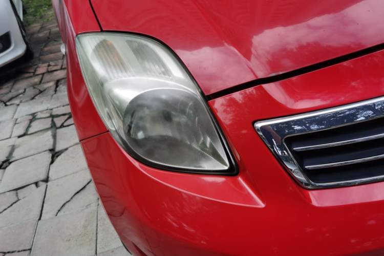 Used Toyota Yaris 2011 1.6E Automatic Charm Edition Right Front Headlight