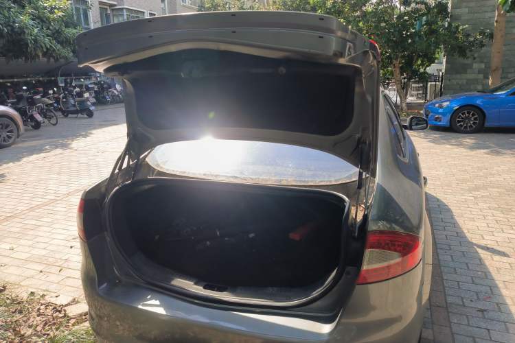 Used Ford Mondeo 2007 2.3L Luxury Sports Model Trunk