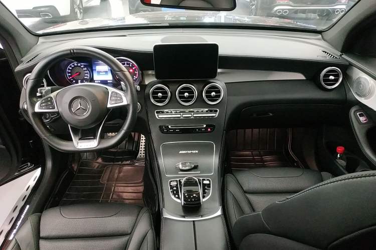 Used Mercedes-Benz GLC AMG 2018 AMG GLC 63 4MATIC+ Coupe SUV
