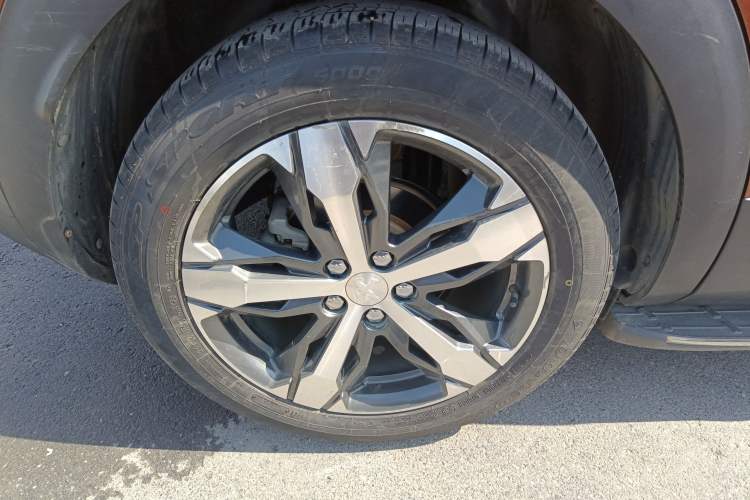 Used Peugeot 4008 2017 350THP Elite Edition Right Rear Wheel Hub