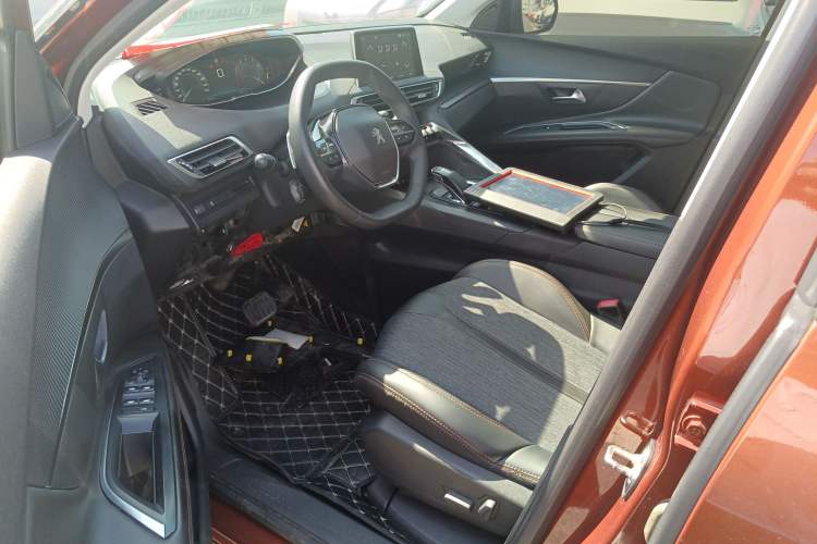 Used Peugeot 4008 2017 350THP Elite Edition Driver Seat