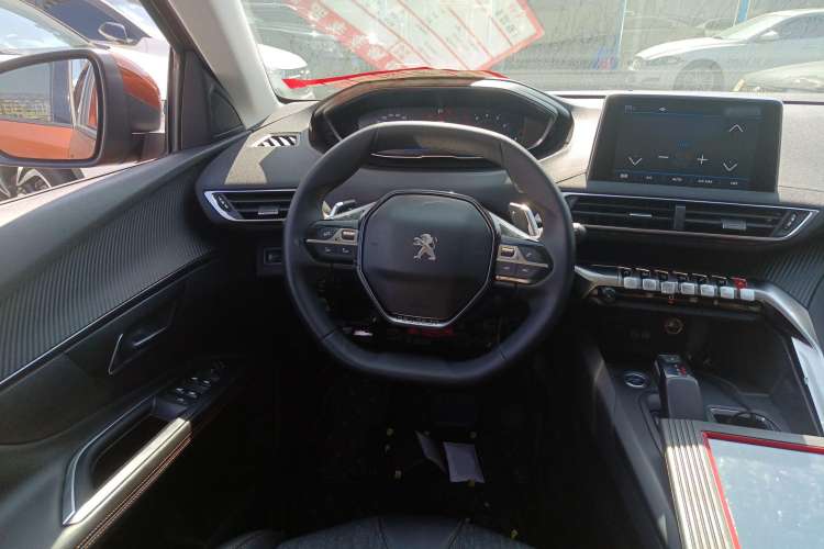 Used Peugeot 4008 2017 350THP Elite Edition Steering Wheel