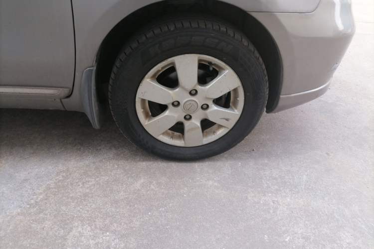 Used Nissan Geniss 2006 1.8L Manual Standard Edition