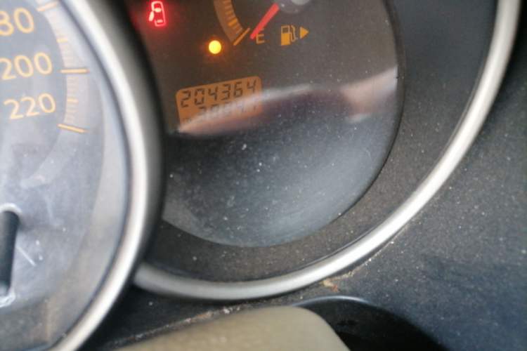 Used Nissan Geniss 2006 1.8L Manual Standard Edition