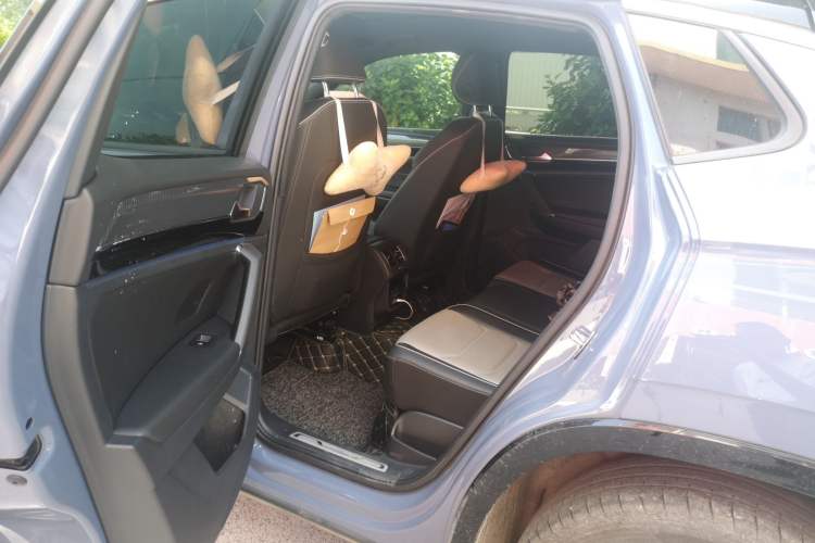 Used Volkswagen Tayron X 2020 380TSI Four-Wheel Drive Prestige Connected Version Left Rear Seat