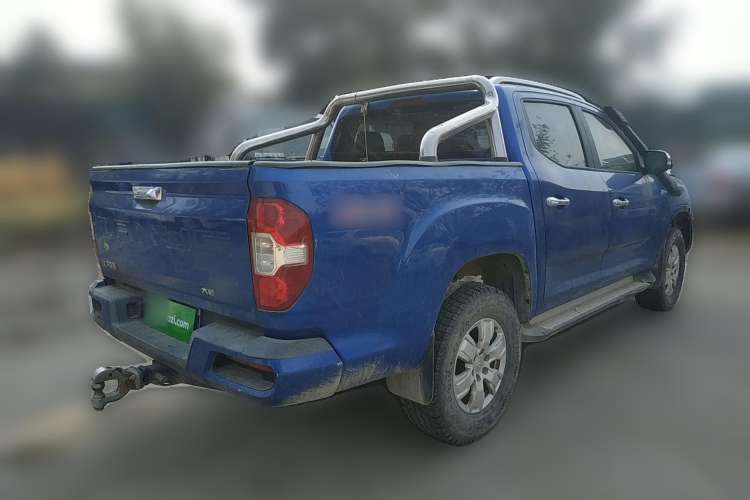 Used SAIC MAXUS T60 2017 2.8T Diesel Automatic 4x4 High-Ride Luxury Extended-Body Version China V Emission Standard