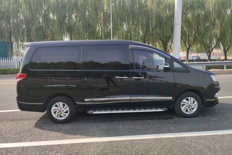 Used JAC M4 2016 2.0L Manual Luxury Version Exterior 2