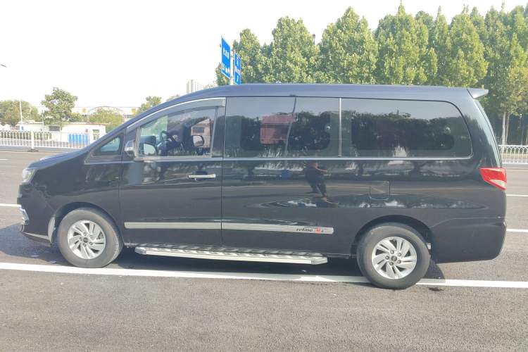 Used JAC M4 2016 2.0L Manual Luxury Version Exterior 5