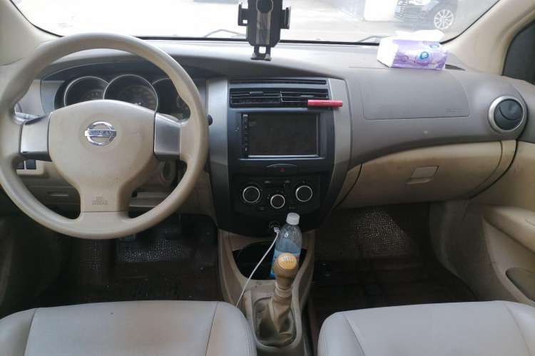 Used Nissan Geniss 2006 1.8L Manual Standard Edition