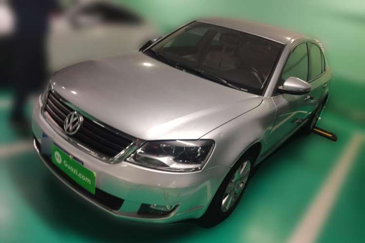 Used Volkswagen Passat 2009 2.0L MFI Automatic Luxury Edition