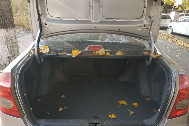 Used Geely Auto Vision 2013 1.5L Manual Comfort Model
