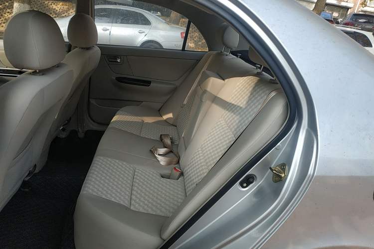 Used Geely Auto Vision 2013 1.5L Manual Comfort Model
