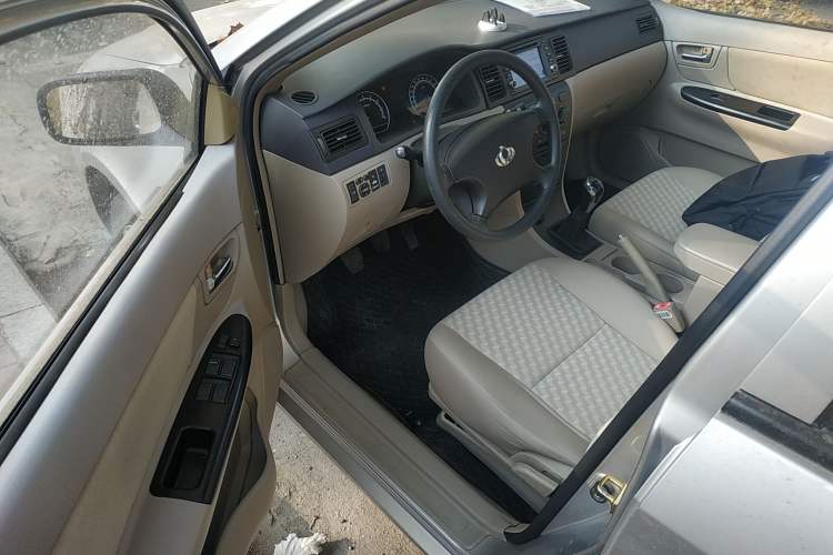 Used Geely Auto Vision 2013 1.5L Manual Comfort Model
