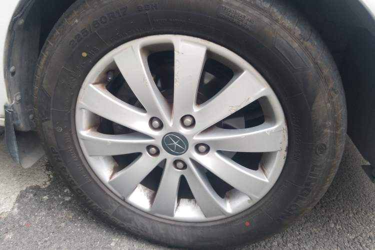 Used JAC Refine M5 2016 2.0T Gasoline Automatic Business Edition
