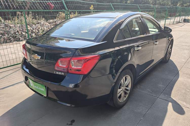 Used Chevrolet Cruze 2015 1.5L Classic SE MT