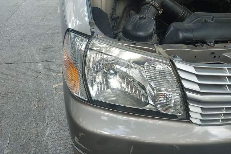 Used Jinbei Express 2018 2.0L Standard Version V19