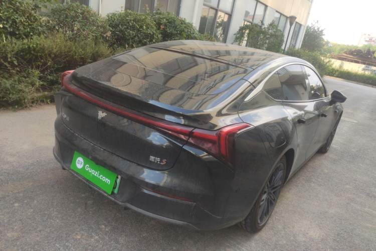 Used NETA S 2022 Extended-Range Version 1160 km Range Rear-Wheel Drive Mid-Grade