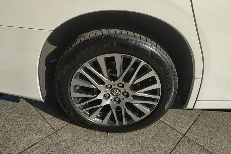 Used Toyota Alphard 2018 3.5L Prestige Edition

