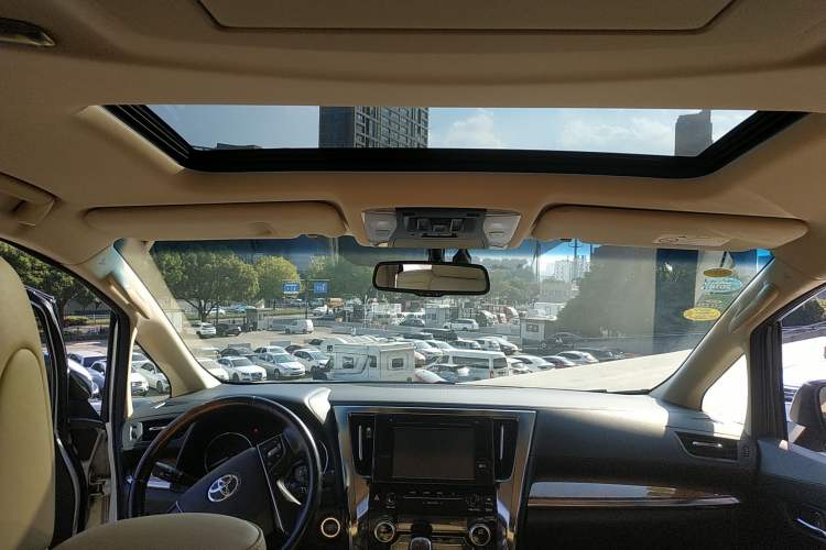 Used Toyota Alphard 2018 3.5L Prestige Edition
