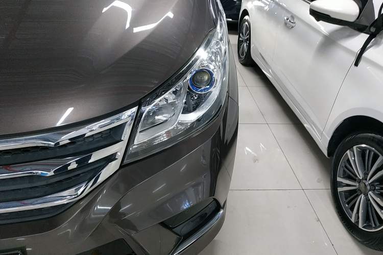 Used SAIC MAXUS G10 2018 PLUS 2.0T Automatic Smart Edition