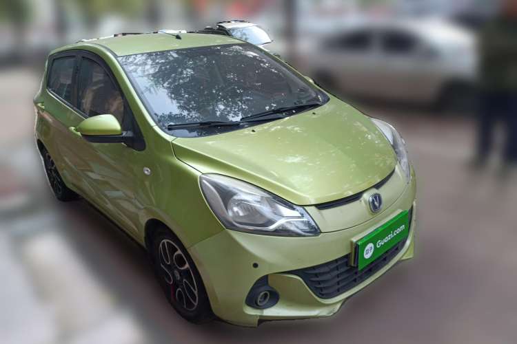 Used CHANGAN Benni 2014 1.4L IMT Luxury Model Front Right 45 Deg