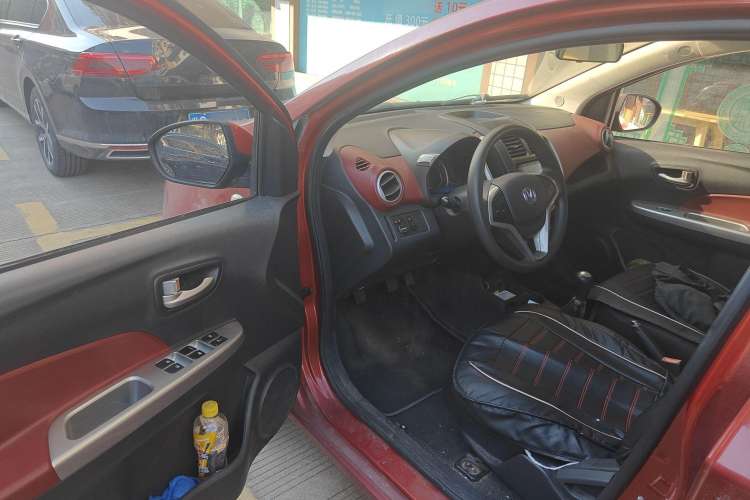 Used Changan Benni 2015 1.4L Manual Luxury Model China V Standard